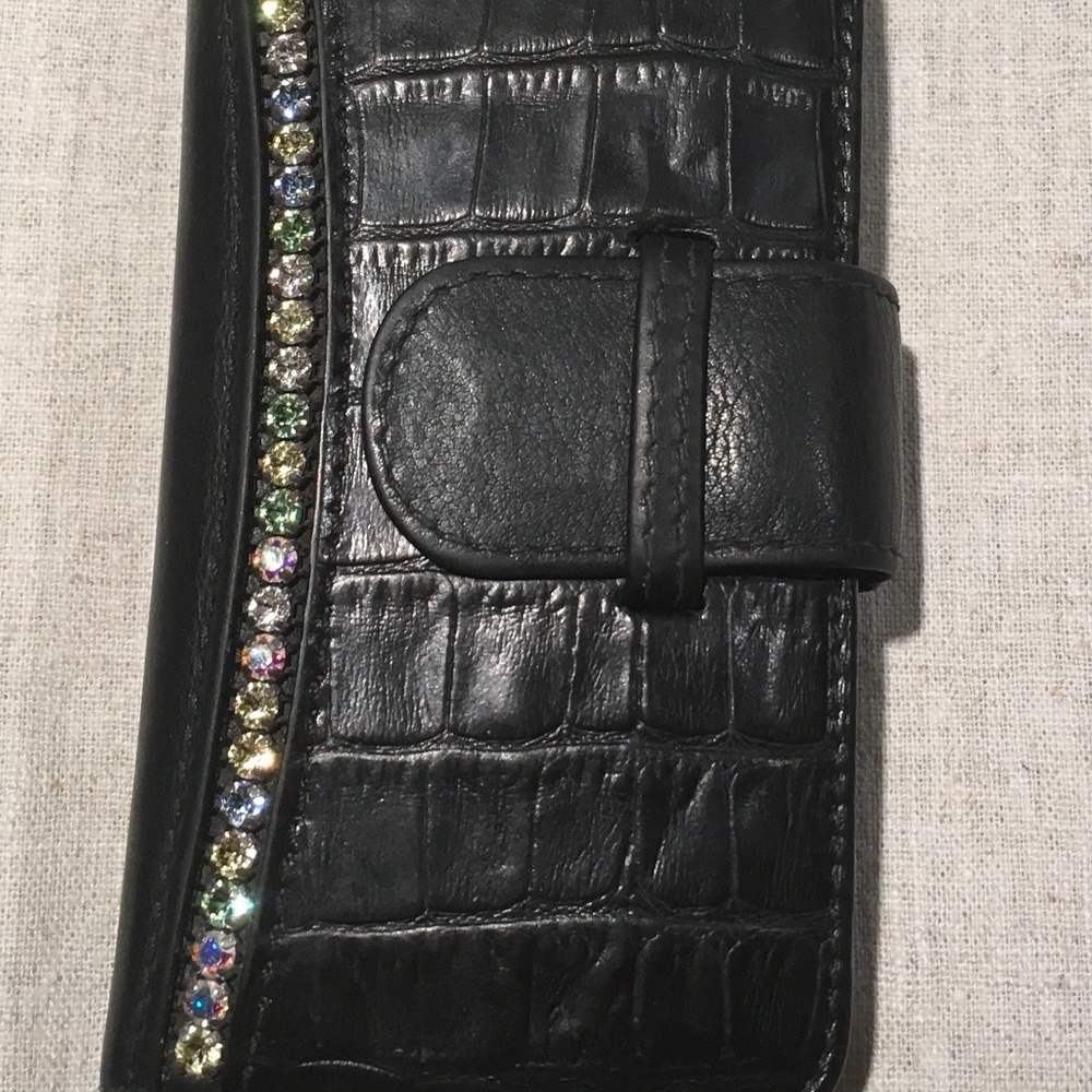 IPhone 6 leather case with Swarovski Crystals